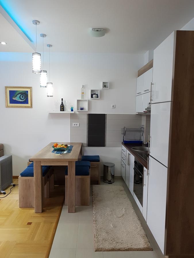 Apartman Dajana Ulcinj Exterior photo