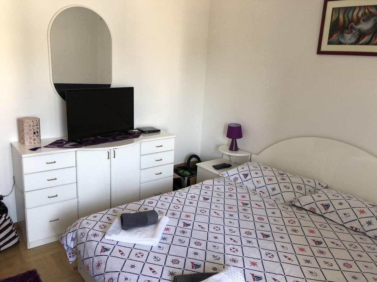Apartman Dajana Ulcinj Exterior photo
