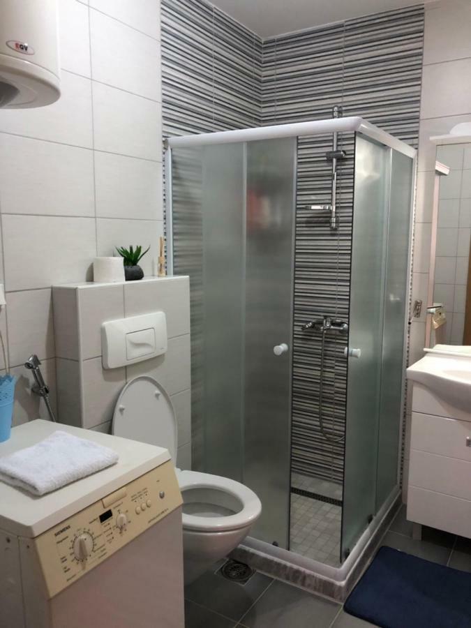 Apartman Dajana Ulcinj Exterior photo